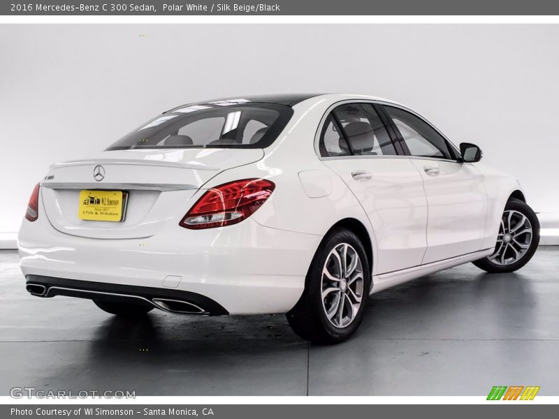 Polar White / Silk Beige/Black 2016 Mercedes-Benz C 300 Sedan