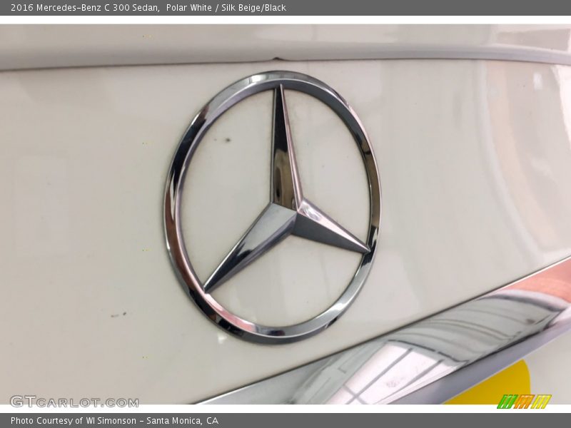 Polar White / Silk Beige/Black 2016 Mercedes-Benz C 300 Sedan