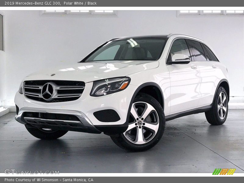 Polar White / Black 2019 Mercedes-Benz GLC 300