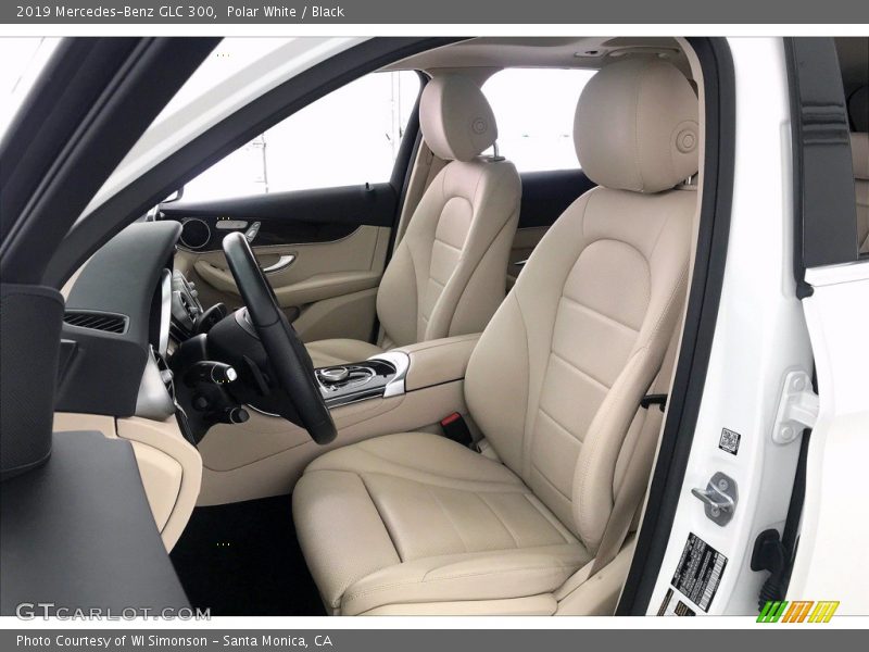 Polar White / Black 2019 Mercedes-Benz GLC 300