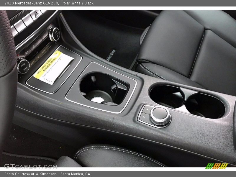 Polar White / Black 2020 Mercedes-Benz GLA 250