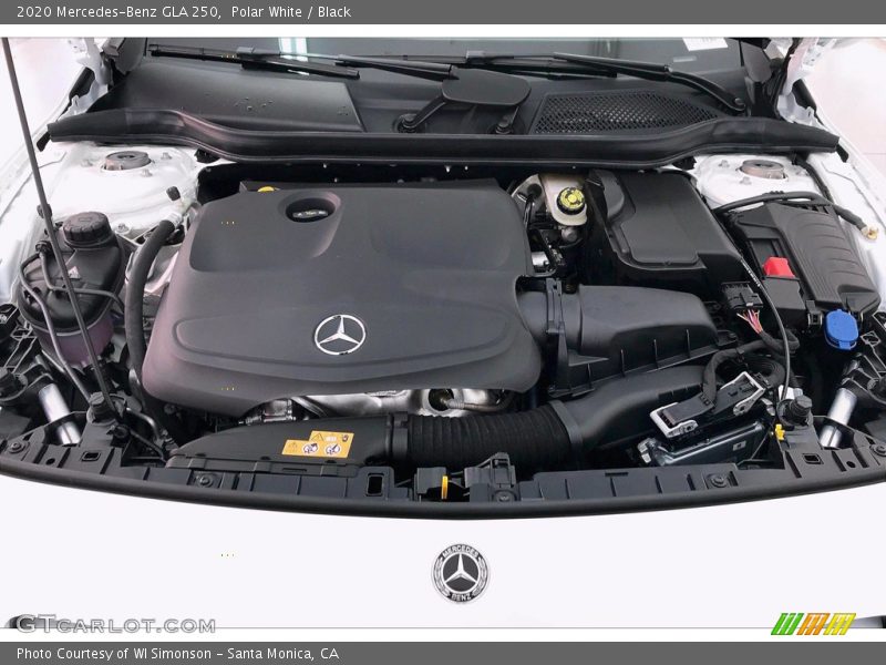 Polar White / Black 2020 Mercedes-Benz GLA 250