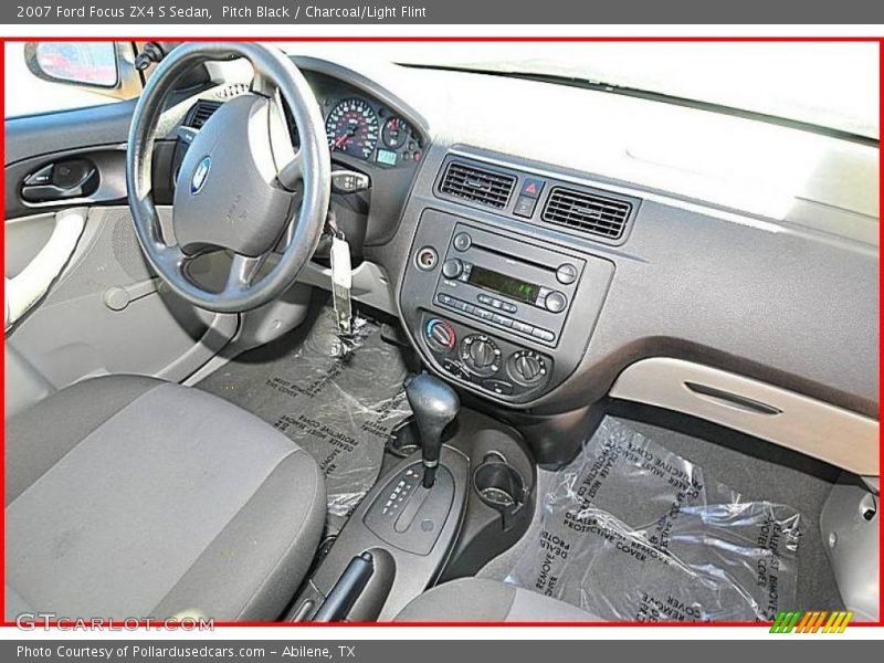 Pitch Black / Charcoal/Light Flint 2007 Ford Focus ZX4 S Sedan