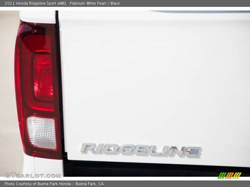 Platinum White Pearl / Black 2021 Honda Ridgeline Sport AWD