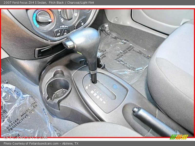 Pitch Black / Charcoal/Light Flint 2007 Ford Focus ZX4 S Sedan