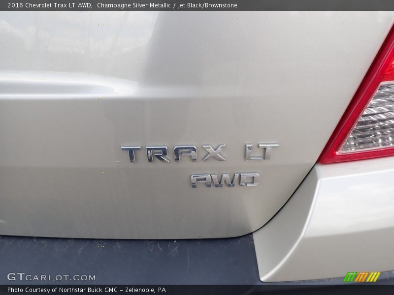 Champagne Silver Metallic / Jet Black/Brownstone 2016 Chevrolet Trax LT AWD