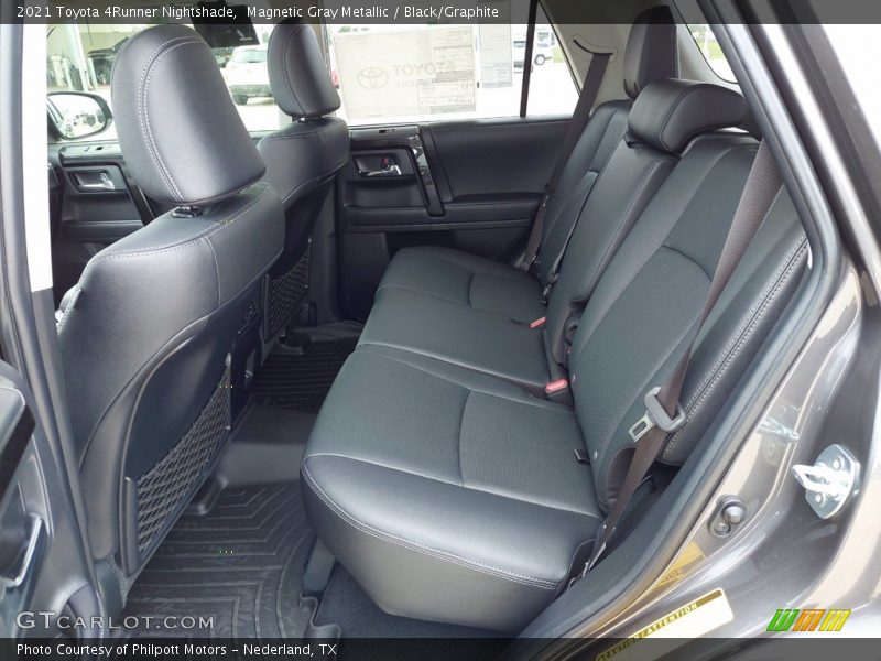 Magnetic Gray Metallic / Black/Graphite 2021 Toyota 4Runner Nightshade