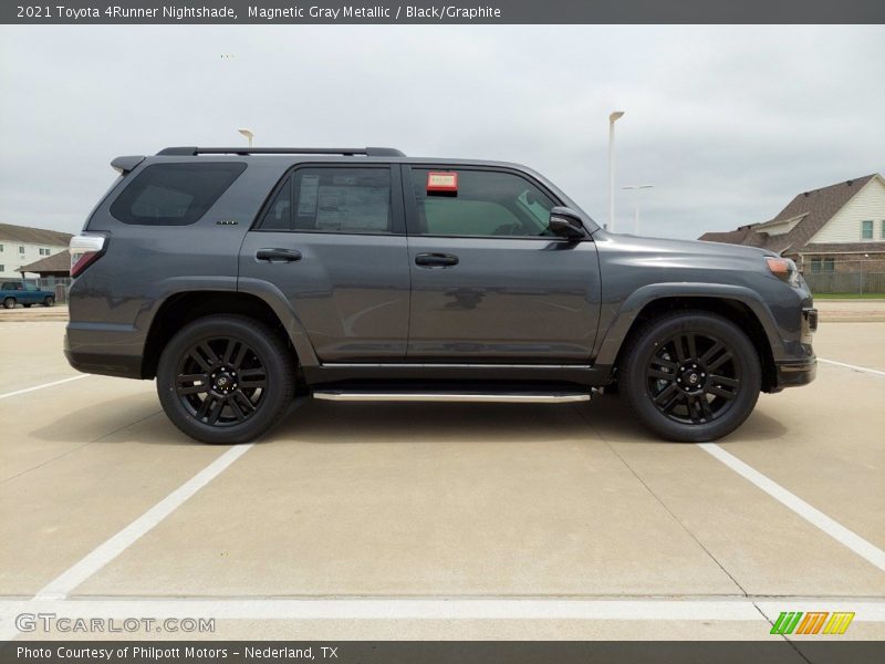 Magnetic Gray Metallic / Black/Graphite 2021 Toyota 4Runner Nightshade