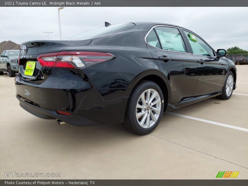 Midnight Black Metallic / Ash 2021 Toyota Camry LE