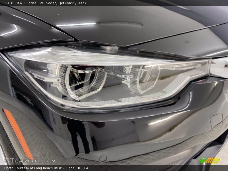 Jet Black / Black 2018 BMW 3 Series 320i Sedan