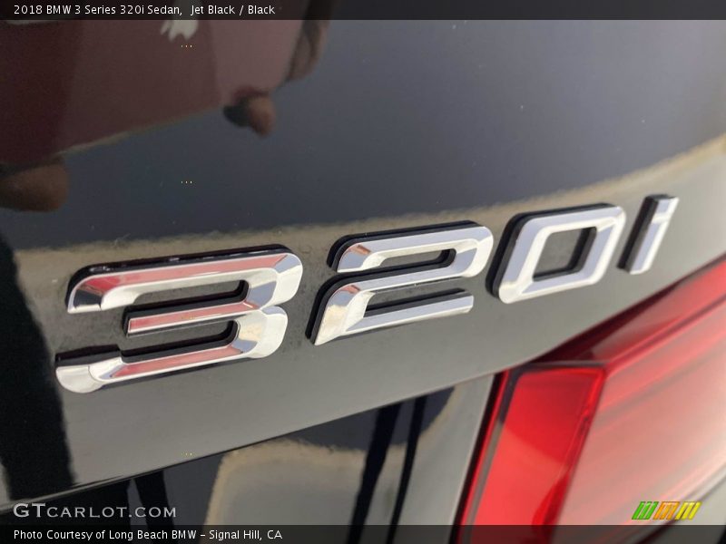 Jet Black / Black 2018 BMW 3 Series 320i Sedan