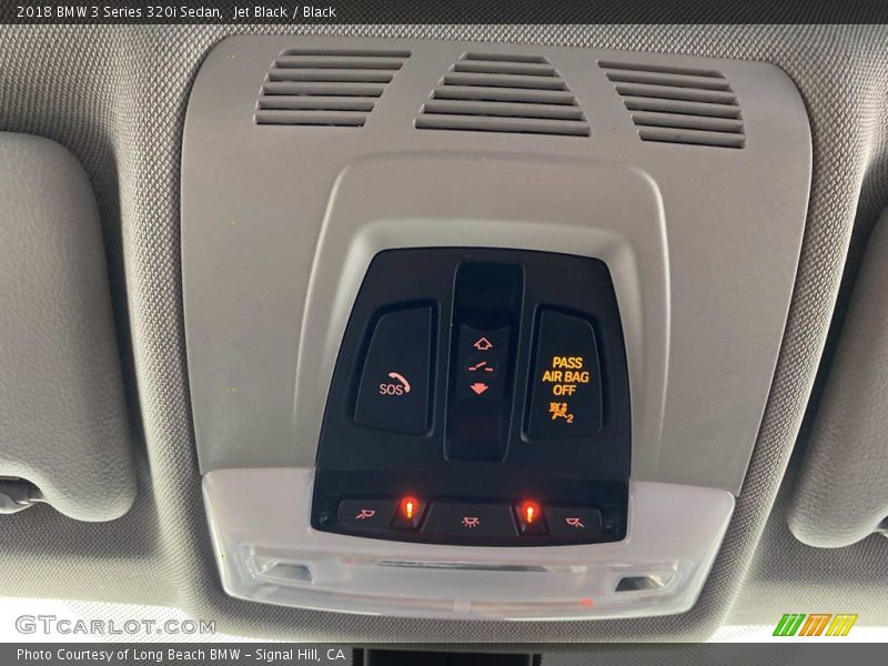 Jet Black / Black 2018 BMW 3 Series 320i Sedan