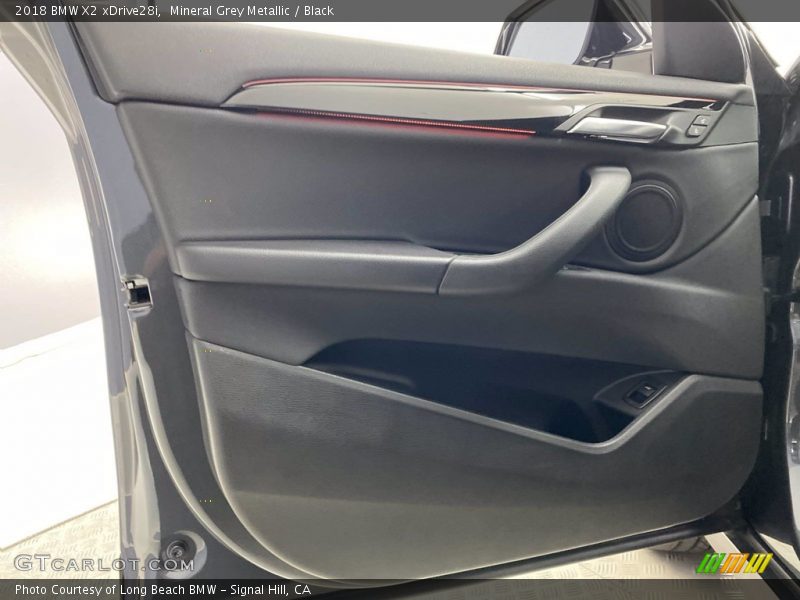 Mineral Grey Metallic / Black 2018 BMW X2 xDrive28i