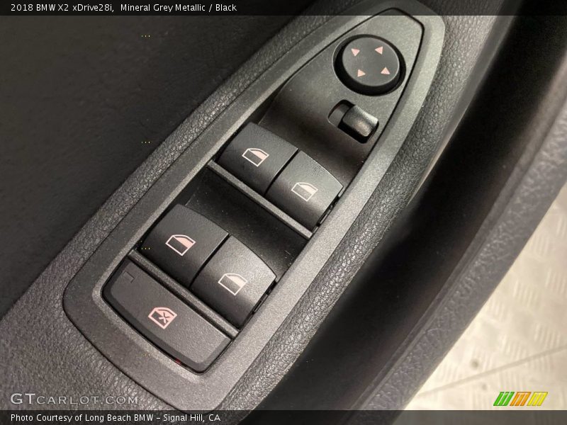 Mineral Grey Metallic / Black 2018 BMW X2 xDrive28i