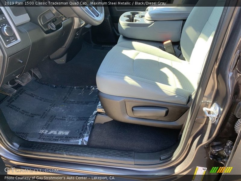 Maximum Steel Metallic / Black/Diesel Gray 2019 Ram 1500 Classic Tradesman Quad Cab