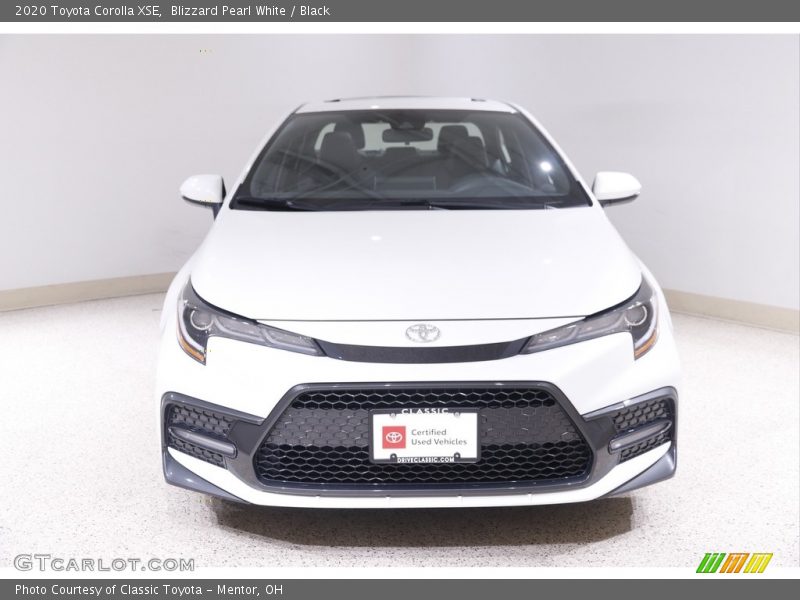 Blizzard Pearl White / Black 2020 Toyota Corolla XSE