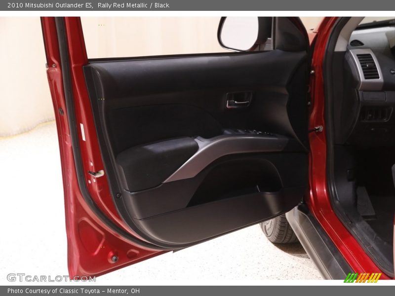 Rally Red Metallic / Black 2010 Mitsubishi Outlander ES