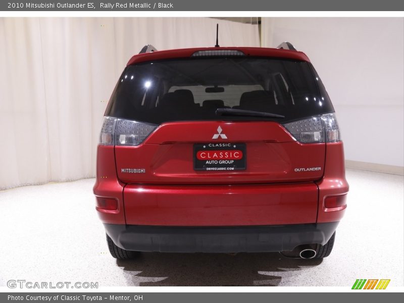 Rally Red Metallic / Black 2010 Mitsubishi Outlander ES