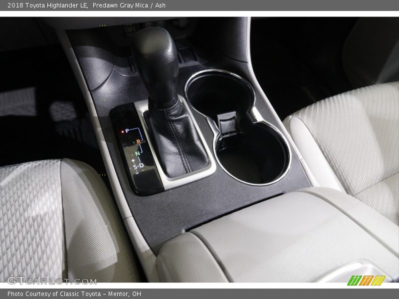 Predawn Gray Mica / Ash 2018 Toyota Highlander LE
