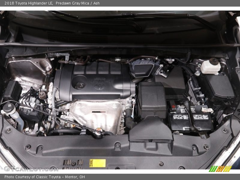 Predawn Gray Mica / Ash 2018 Toyota Highlander LE