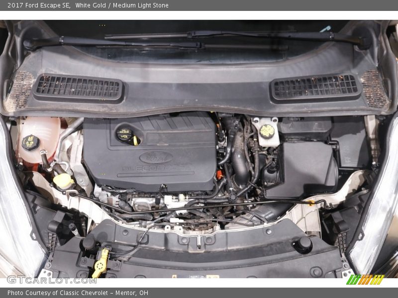 White Gold / Medium Light Stone 2017 Ford Escape SE
