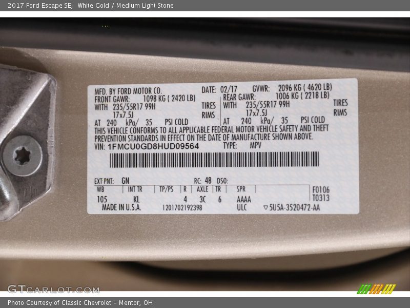 White Gold / Medium Light Stone 2017 Ford Escape SE