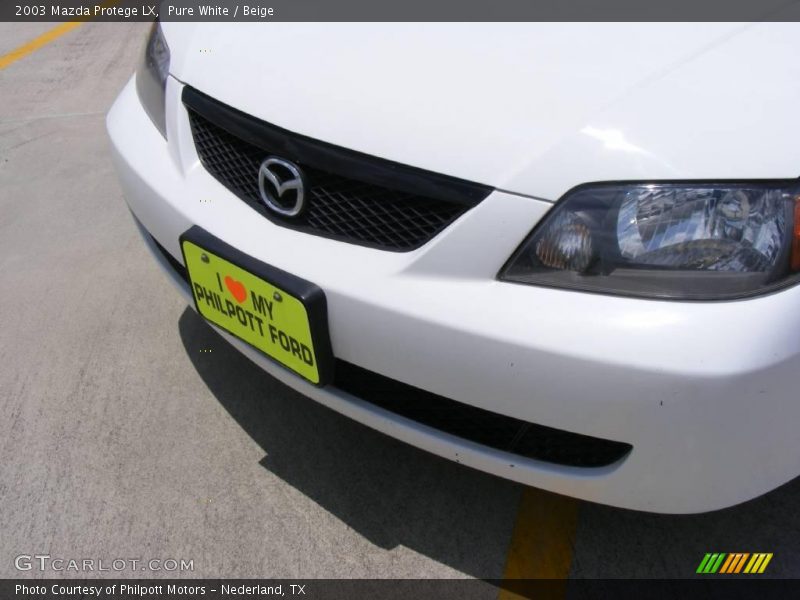 Pure White / Beige 2003 Mazda Protege LX