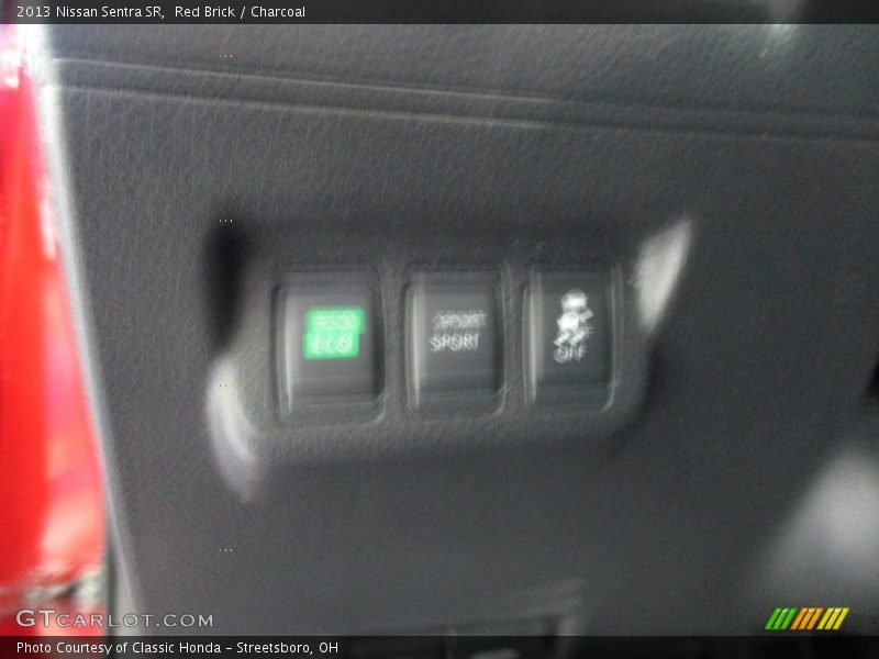 Red Brick / Charcoal 2013 Nissan Sentra SR