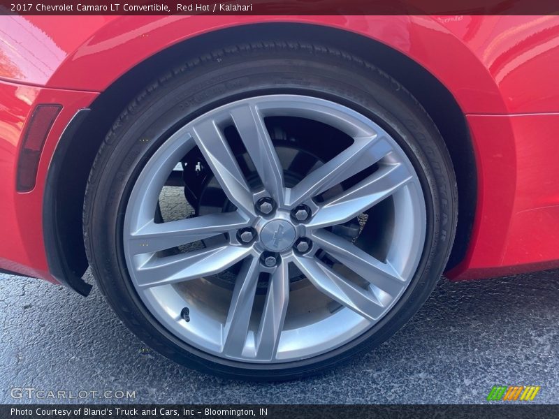 Red Hot / Kalahari 2017 Chevrolet Camaro LT Convertible