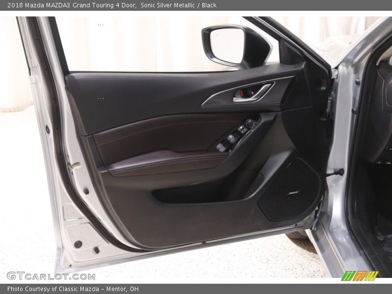 Sonic Silver Metallic / Black 2018 Mazda MAZDA3 Grand Touring 4 Door