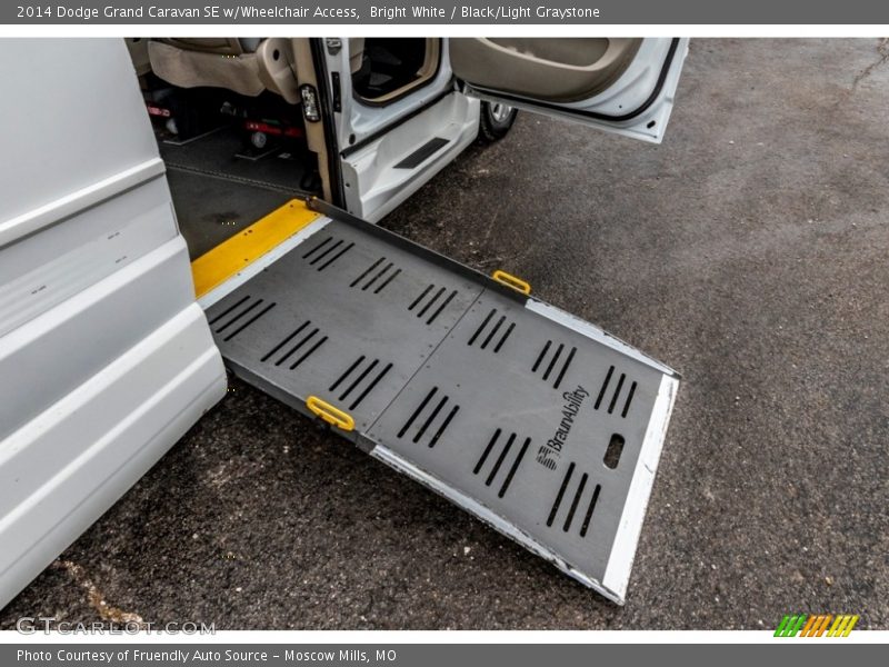 Bright White / Black/Light Graystone 2014 Dodge Grand Caravan SE w/Wheelchair Access