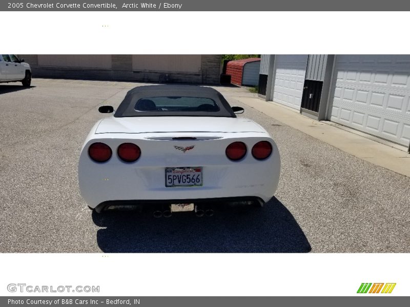 Arctic White / Ebony 2005 Chevrolet Corvette Convertible