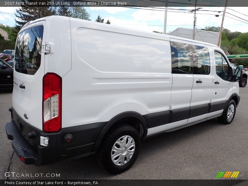 Oxford White / Charcoal Black 2017 Ford Transit Van 250 LR Long