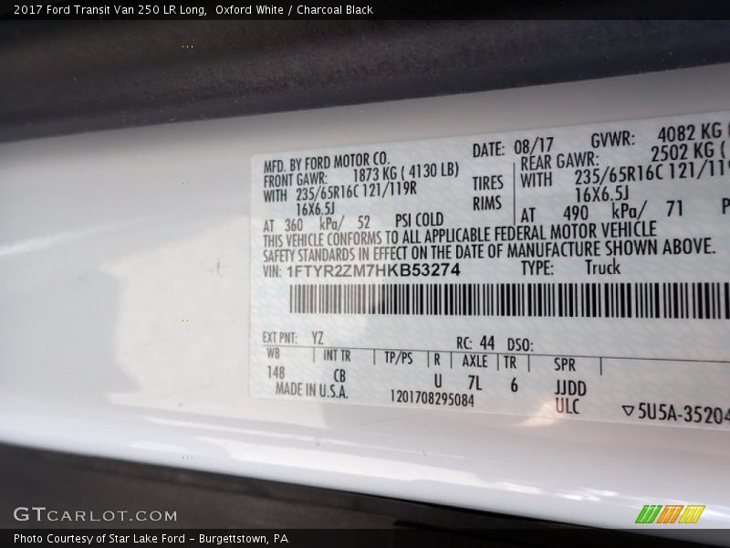 Oxford White / Charcoal Black 2017 Ford Transit Van 250 LR Long