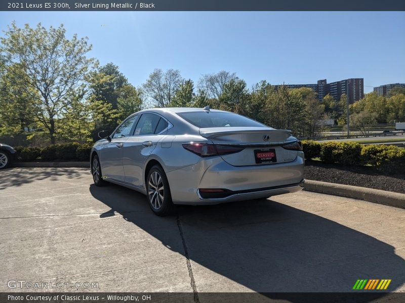 Silver Lining Metallic / Black 2021 Lexus ES 300h
