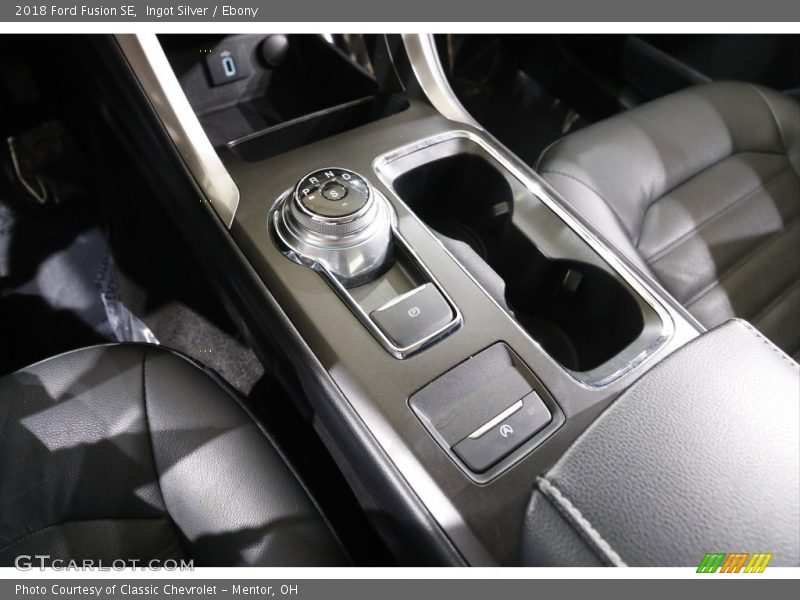 Ingot Silver / Ebony 2018 Ford Fusion SE