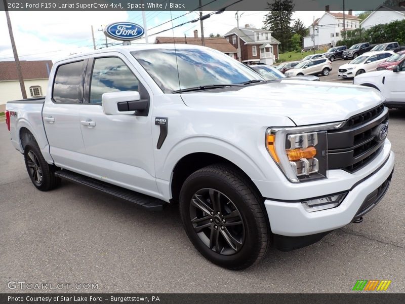 Front 3/4 View of 2021 F150 Lariat SuperCrew 4x4