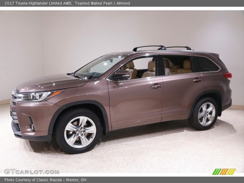 Toasted Walnut Pearl / Almond 2017 Toyota Highlander Limited AWD