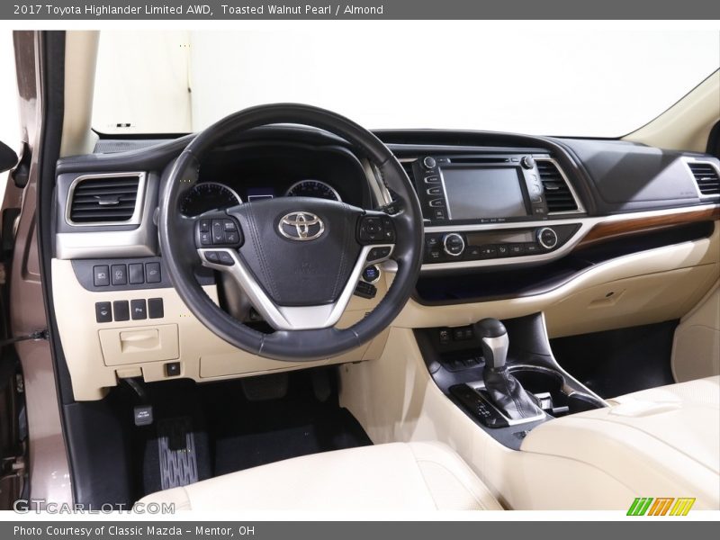 Toasted Walnut Pearl / Almond 2017 Toyota Highlander Limited AWD