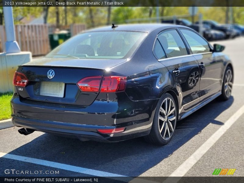 Deep Black Pearl Metallic / Titan Black 2013 Volkswagen Jetta GLI