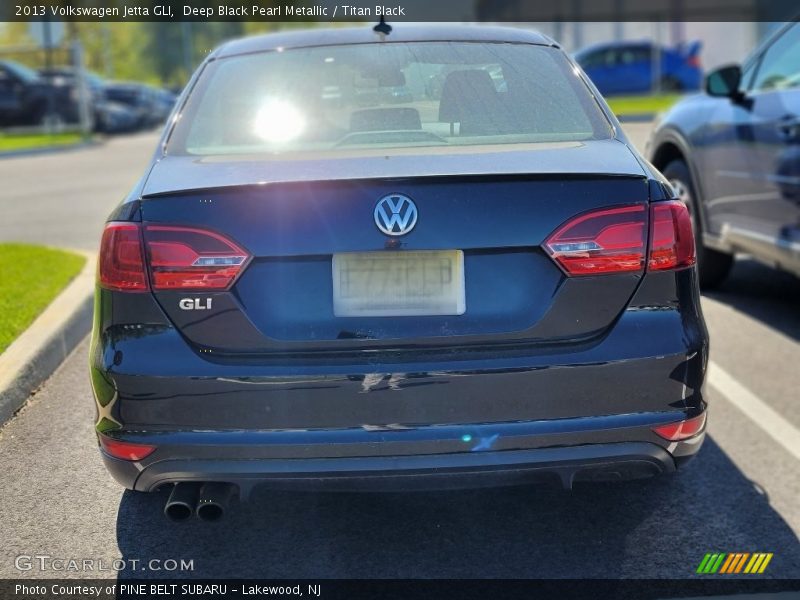 Deep Black Pearl Metallic / Titan Black 2013 Volkswagen Jetta GLI