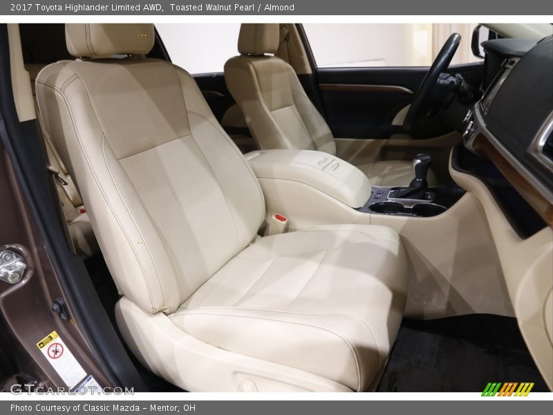 Toasted Walnut Pearl / Almond 2017 Toyota Highlander Limited AWD