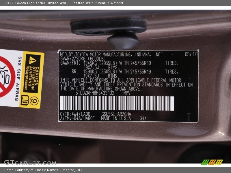 Toasted Walnut Pearl / Almond 2017 Toyota Highlander Limited AWD