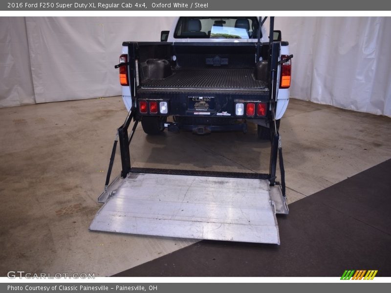Oxford White / Steel 2016 Ford F250 Super Duty XL Regular Cab 4x4
