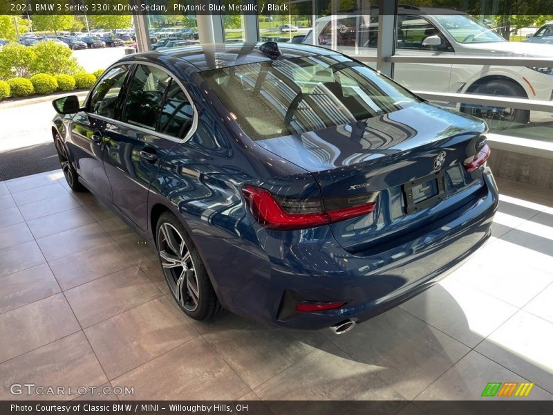 Phytonic Blue Metallic / Black 2021 BMW 3 Series 330i xDrive Sedan