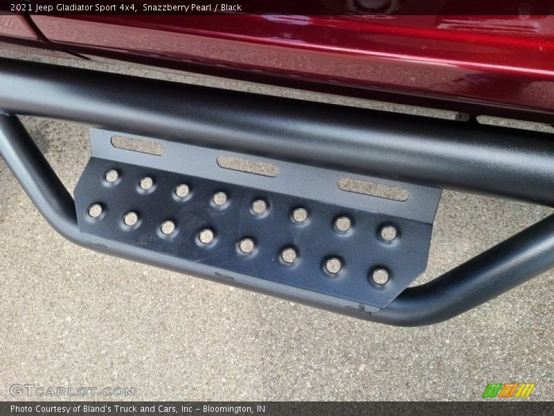 Snazzberry Pearl / Black 2021 Jeep Gladiator Sport 4x4