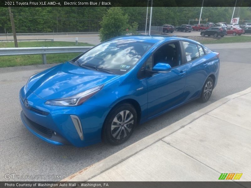 Front 3/4 View of 2021 Prius XLE AWD-e
