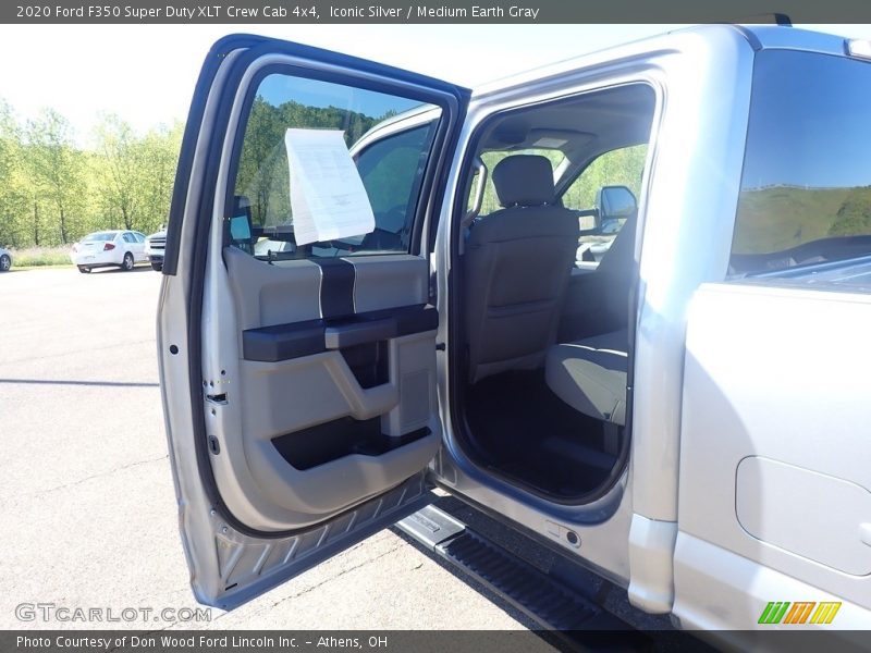 Iconic Silver / Medium Earth Gray 2020 Ford F350 Super Duty XLT Crew Cab 4x4