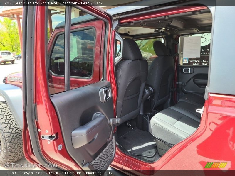 Snazzberry Pearl / Black 2021 Jeep Gladiator Sport 4x4