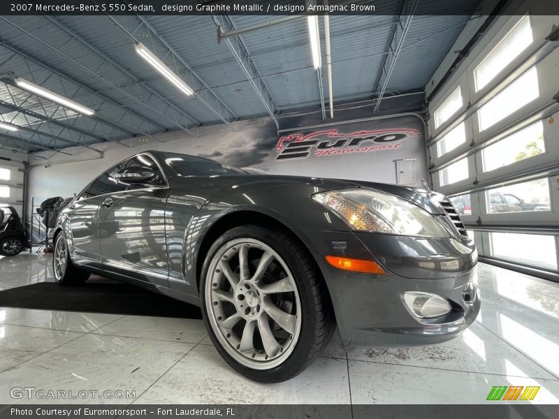 designo Graphite Metallic / designo Armagnac Brown 2007 Mercedes-Benz S 550 Sedan